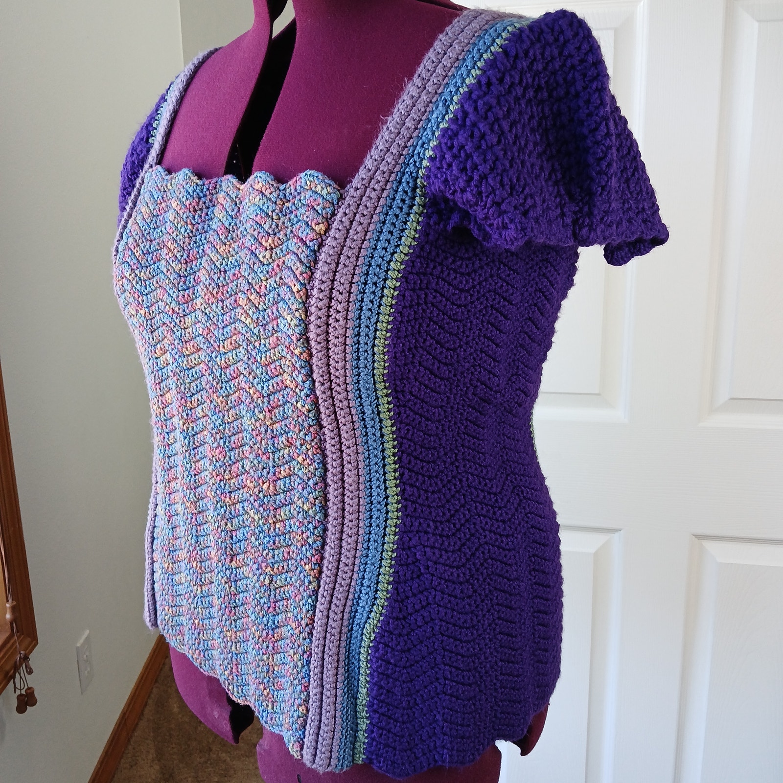 Hourglass Crochet Sweater Blouse 3x Short Puff Sleeve Shaping Side Panels